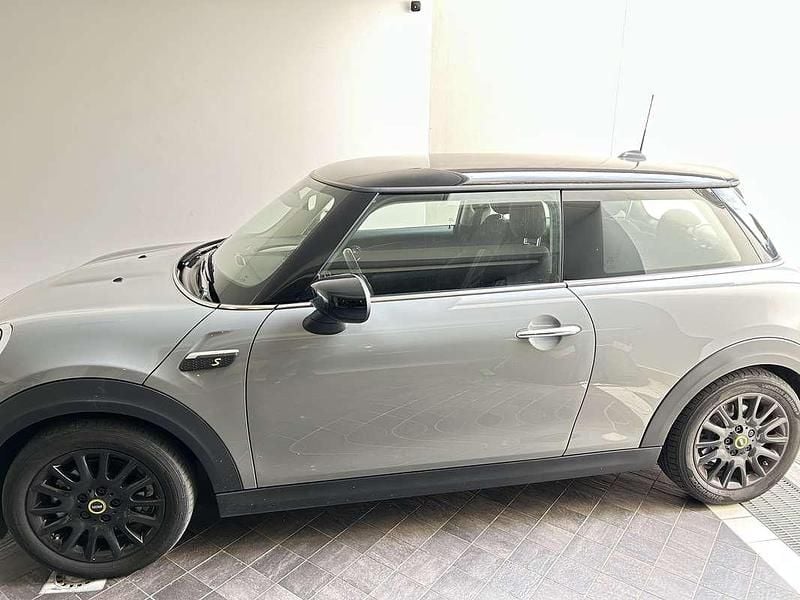 Usata Mini Cooper SE 75 kW (102 CV) 2021 Utilitaria