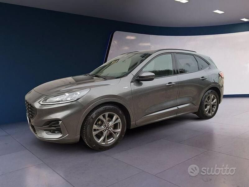 Usata Ford Kuga ST-Line X 120 CV (88 kW) 2022 Grigio SUV