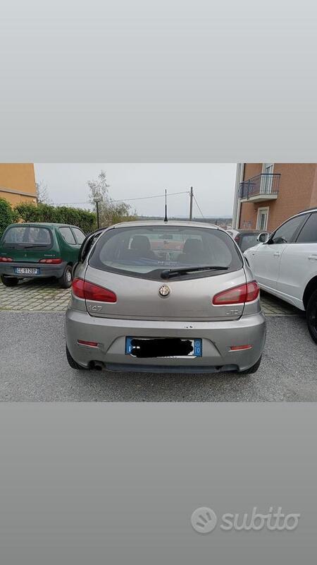 Usato 2007 Alfa Romeo 147 1.9 Diesel 120 CV (1.950 €)