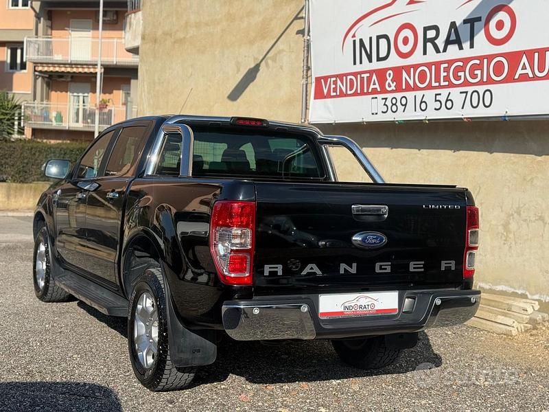 Usata Ford Ranger Limited 160 CV (117 kW) 2019 Nero Pick-up