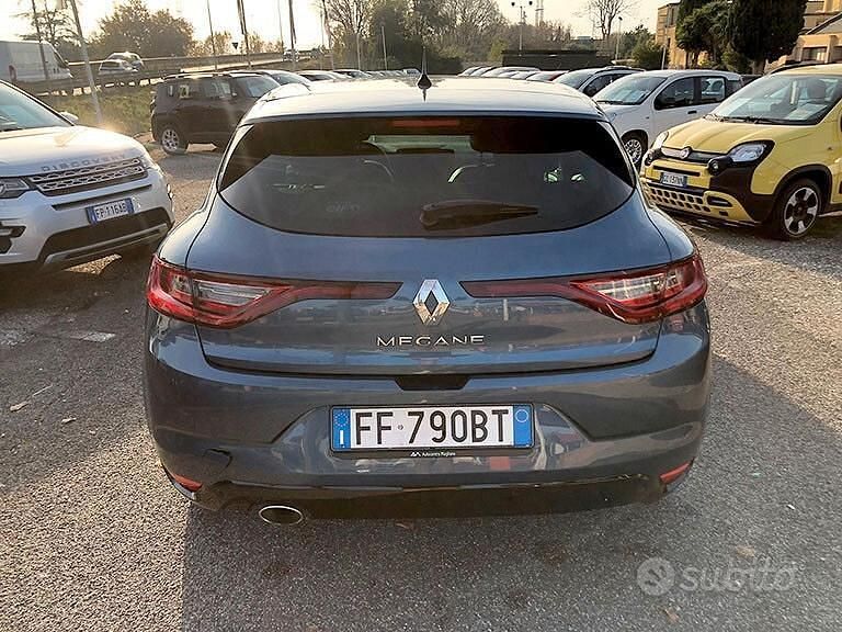 Usata Renault Mégane IV Intens 110 CV (80 kW) 2016 Blu Berlina