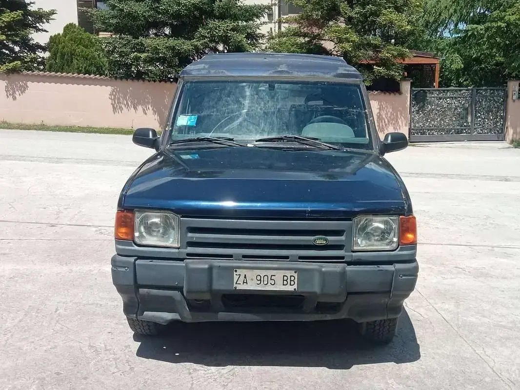 Usata Land Rover Discovery 113 CV (83 kW) 1996 Blu/azzurro SUV