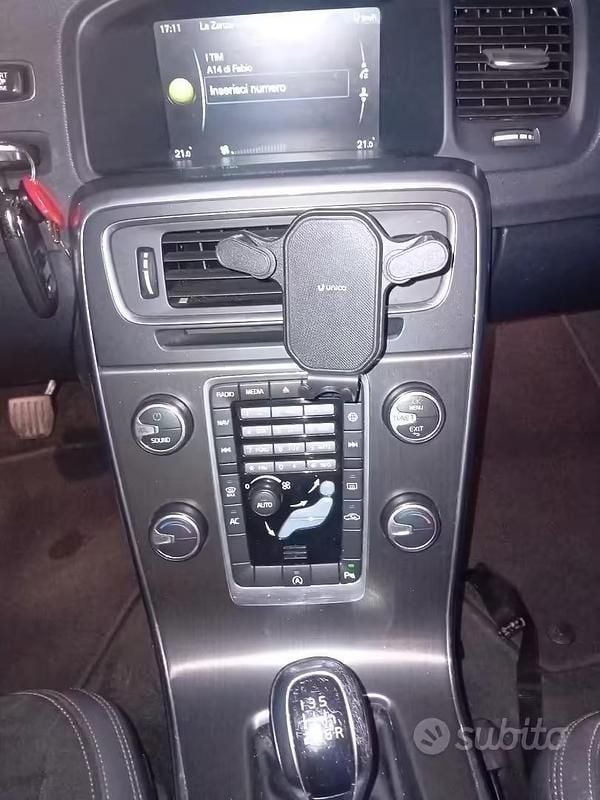 Usata Volvo V60 180 CV (132 kW) 2014 Blu Station wagon