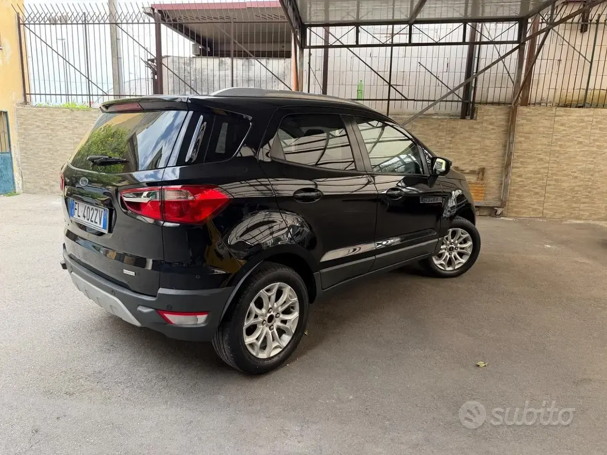Usata Ford Ecosport 111 CV (81 kW) 2017 Nero SUV