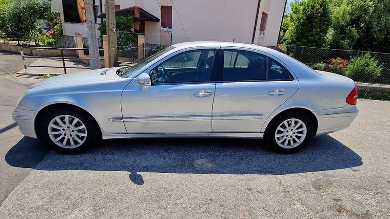 Usata Mercedes E220 Elegance 170 CV (125 kW) 2008 Berlina