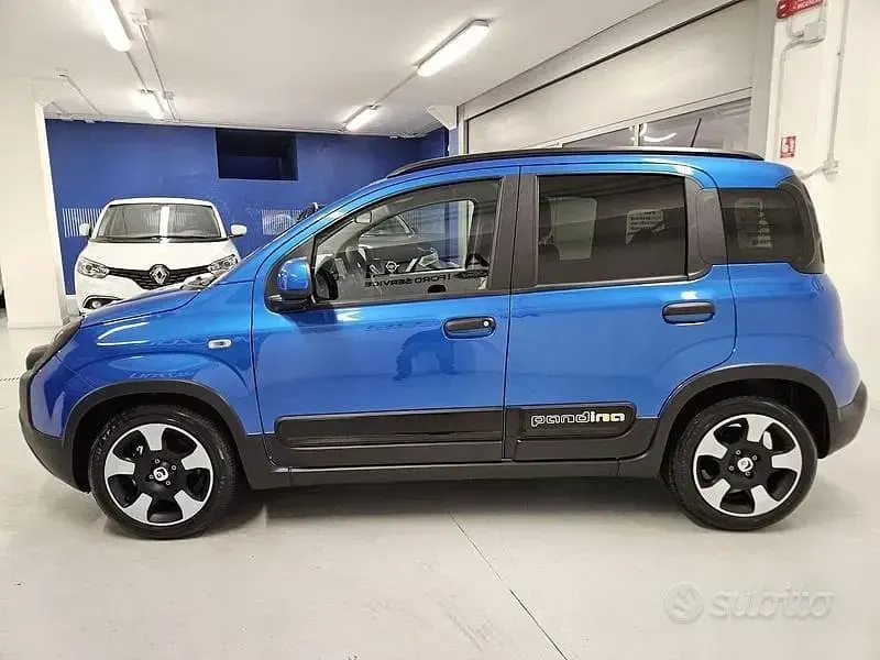 Nuova Fiat Panda Cross 70 CV (51 kW) 2025 Bluazzurro Utilitaria
