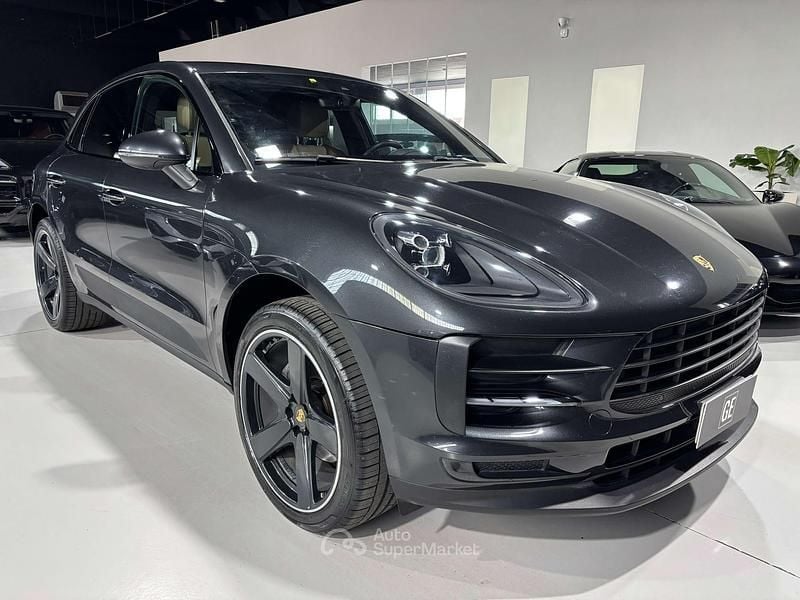 Usata Porsche Macan 245 CV (180 kW) 2019 Grigio SUV