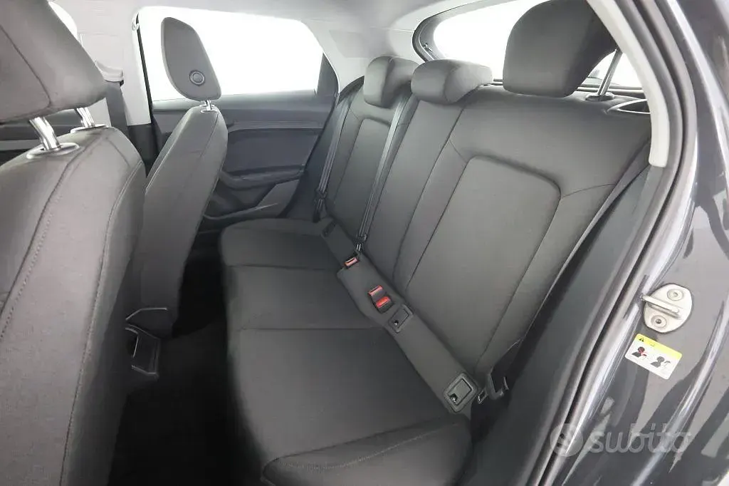 Usata Audi A1 110 CV (80 kW) 2023 Grigio manhattan SUV