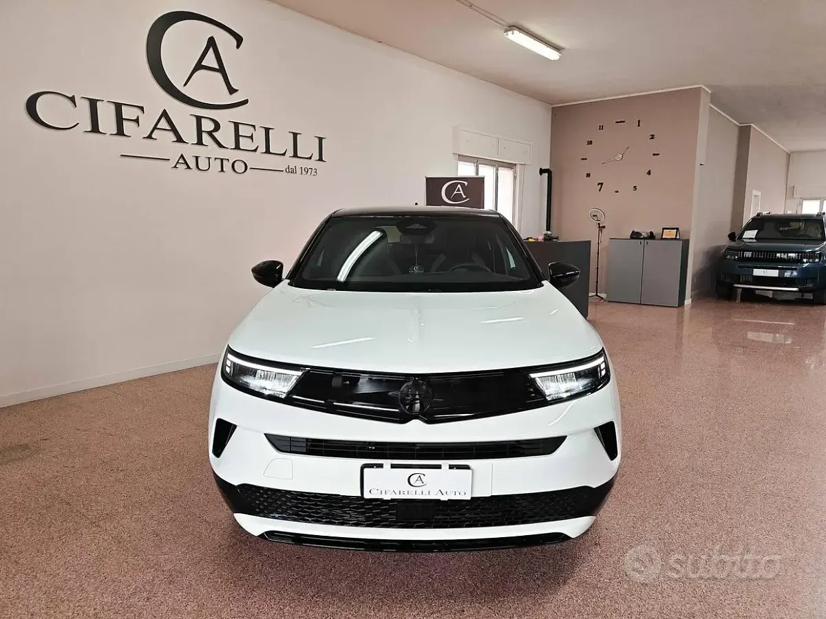 Usata Opel Mokka S 131 CV (96 kW) 2025 Bianco SUV
