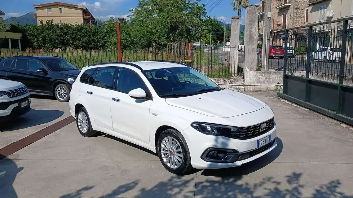 Usata Fiat Tipo 131 CV (96 kW) 2021 Bianco Station wagon