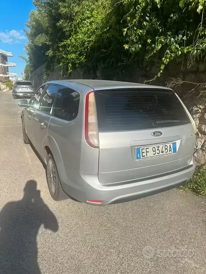 Usata Ford Focus 109 CV (80 kW) 2010 Station wagon