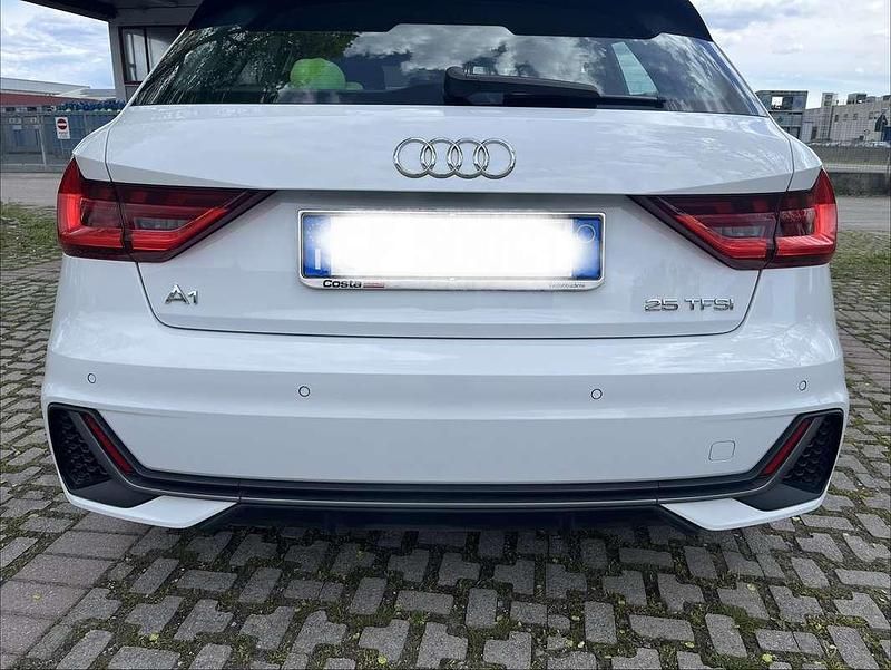 Usata Audi A1 S-Line 95 CV (69 kW) 2021 Bianco SUV