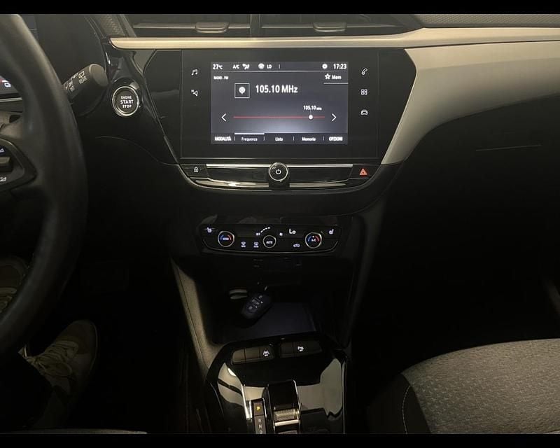 Usata Opel Corsa-e 100 kW (136 CV) 2023 Grigio Utilitaria