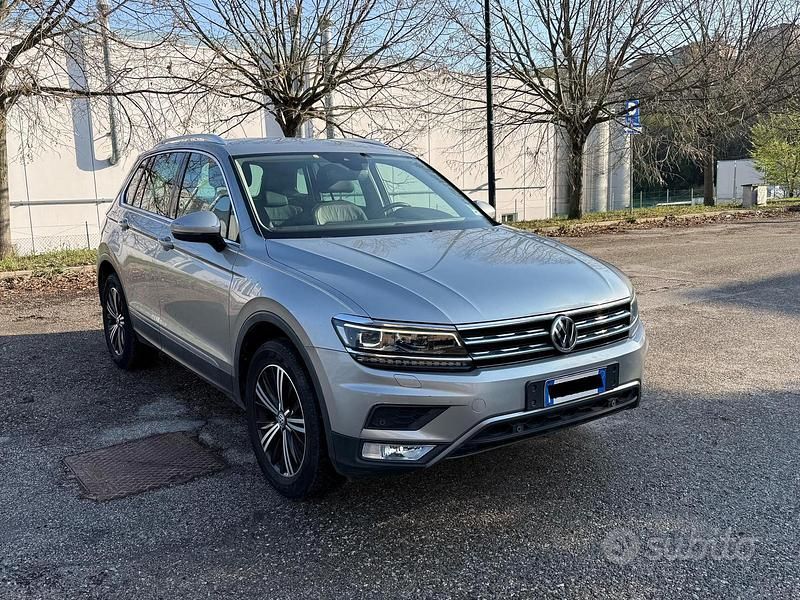 Gebraucht VW Tiguan Executive 150 PS (110 kW) 2016 Grau SUV