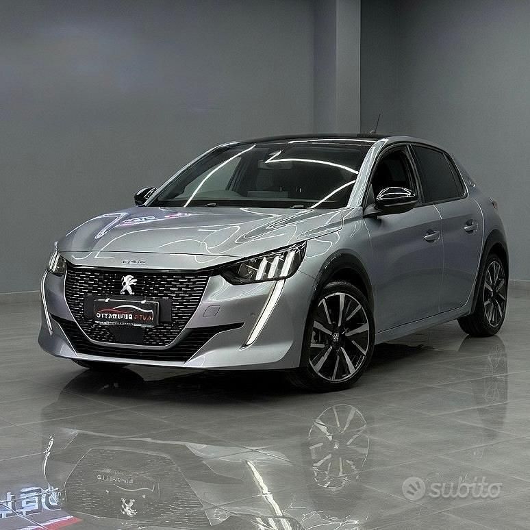Usata Peugeot 208 GT-line 101 CV (74 kW) 2020 Grigio Utilitaria