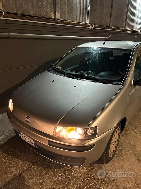 Usata Fiat Punto 2002 Utilitaria