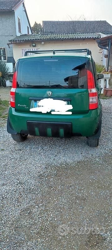Usata Fiat Panda 4x4 60 CV (44 kW) 2007 Verde Utilitaria