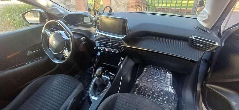 Usata Peugeot 208 Active 75 CV (55 kW) 2020 Utilitaria