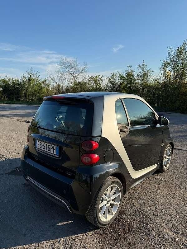 Usata Smart ForTwo Coupé 71 CV (52 kW) 2013 Nero Coupé