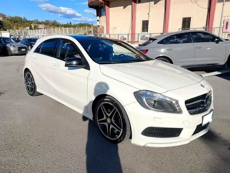 Usata Mercedes A180 AMG 108 CV (79 kW) 2015 Nero Berlina