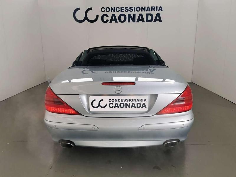 Begagnad Mercedes SL500 306 HK (225 kW) 2001 Silver Cab