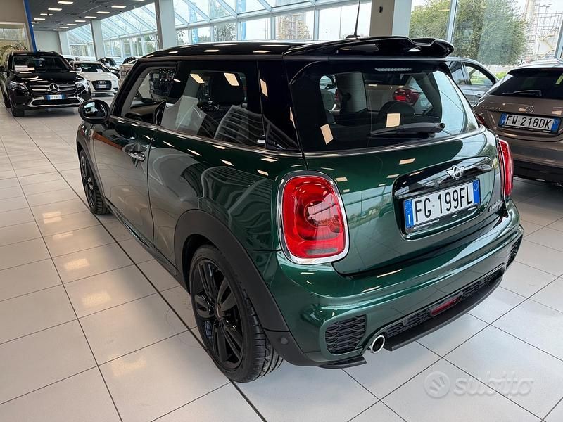 Usata Mini John Cooper Works Hype 116 CV (85 kW) 2016 Verde Utilitaria