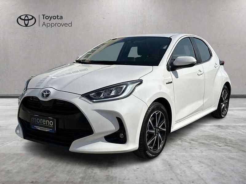 Usata Toyota Yaris Hybrid Trend 100 CV (73 kW) 2020 Bianco Utilitaria