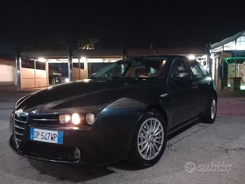 Usata Alfa Romeo 159 150 CV (110 kW) 2008 Nero Station wagon