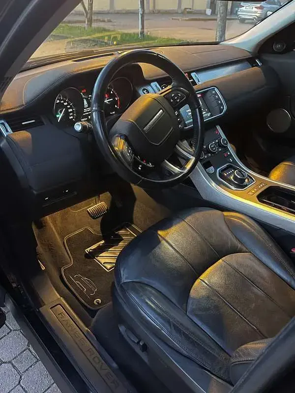 Usata Land Rover Range Rover evoque Pure 150 CV (110 kW) 2017 Nero SUV
