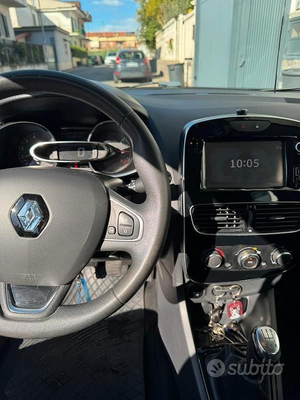 Usata Renault Clio IV 2018 Grigio Berlina