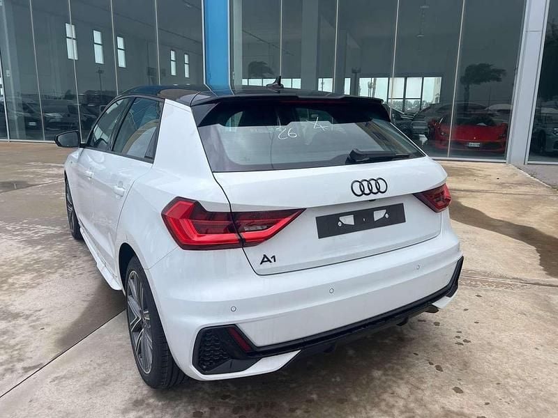 Nuova Audi A1 S-Line 116 CV (85 kW) 2026 Bianco SUV