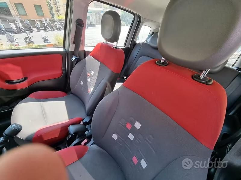 Usata Fiat Panda 85 CV (62 kW) 2014 Grigio Utilitaria