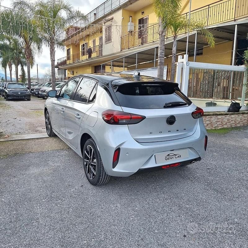 Usata Opel Corsa S 100 CV (73 kW) 2025 Grigio Berlina