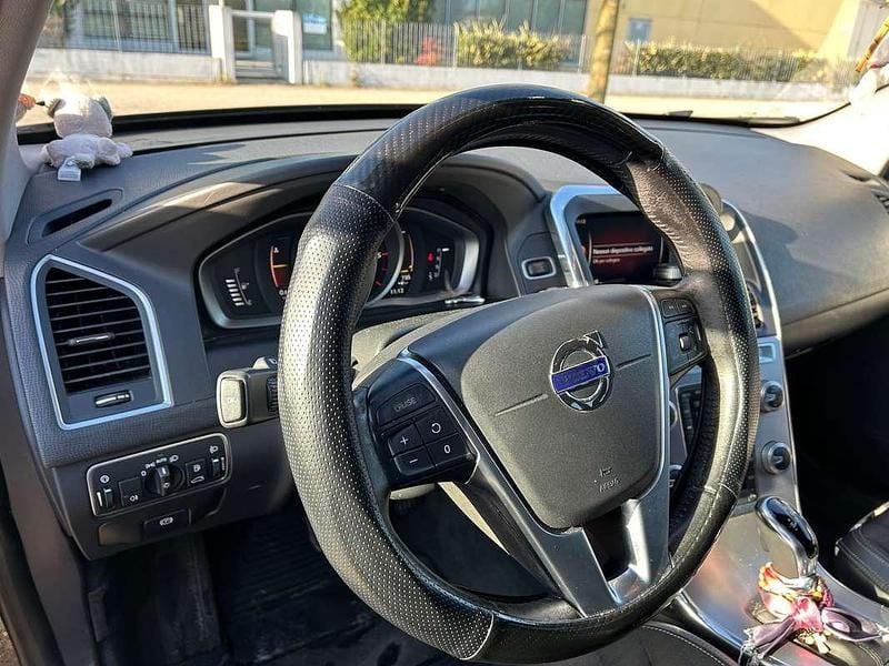 Usata Volvo XC60 Business Edition 150 CV (110 kW) 2017 Nero SUV