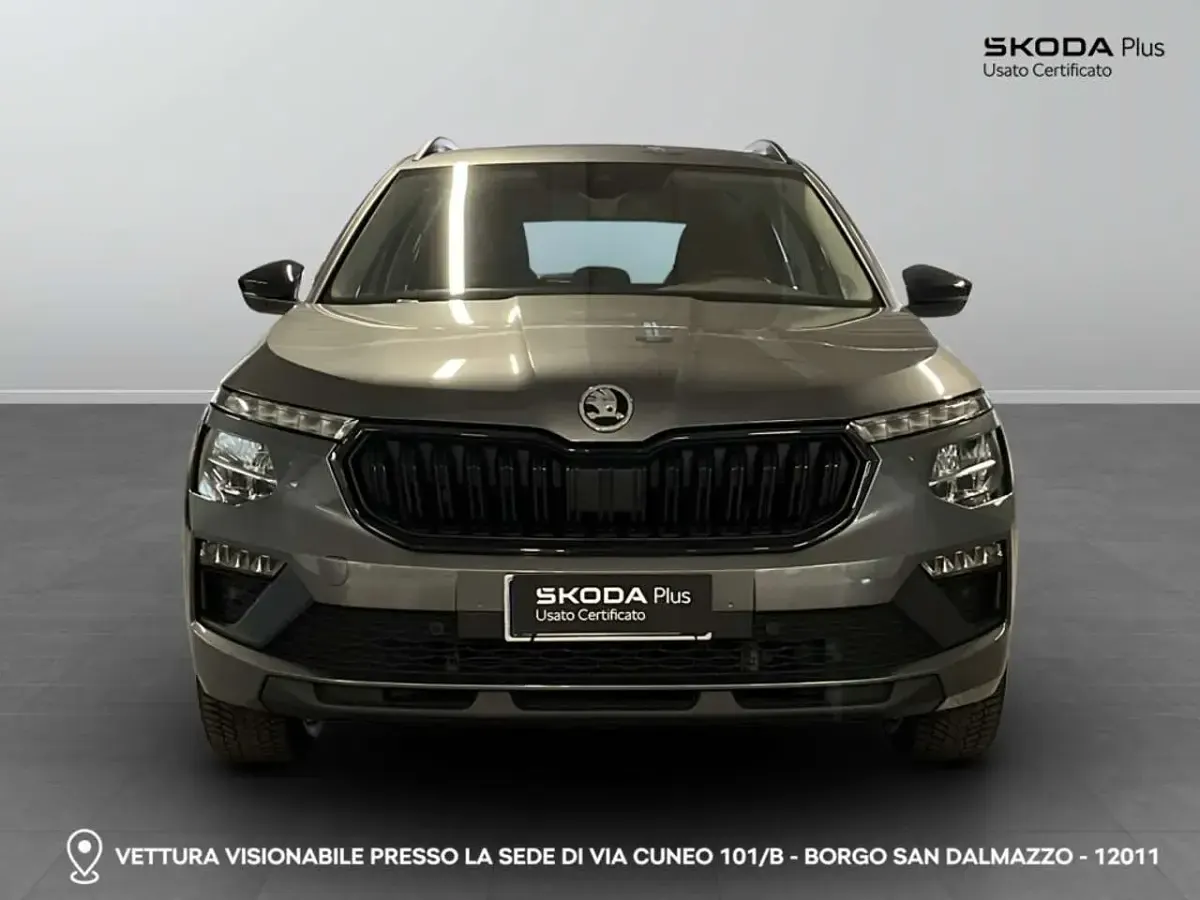 Usado Skoda Kamiq 95 CV (69 kW) 2025 Gris SUV