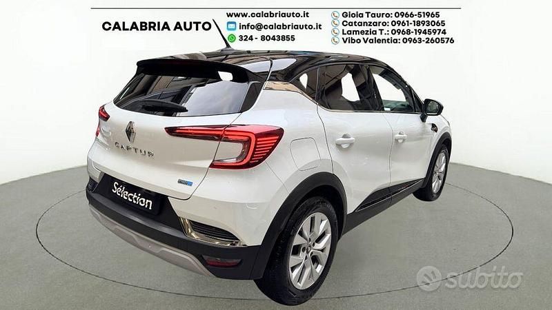 Usata Renault Captur Intens 145 CV (106 kW) 2022 Bianco SUV