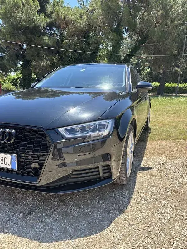 Usata Audi A3 Admired 116 CV (85 kW) 2020 Nero Berlina