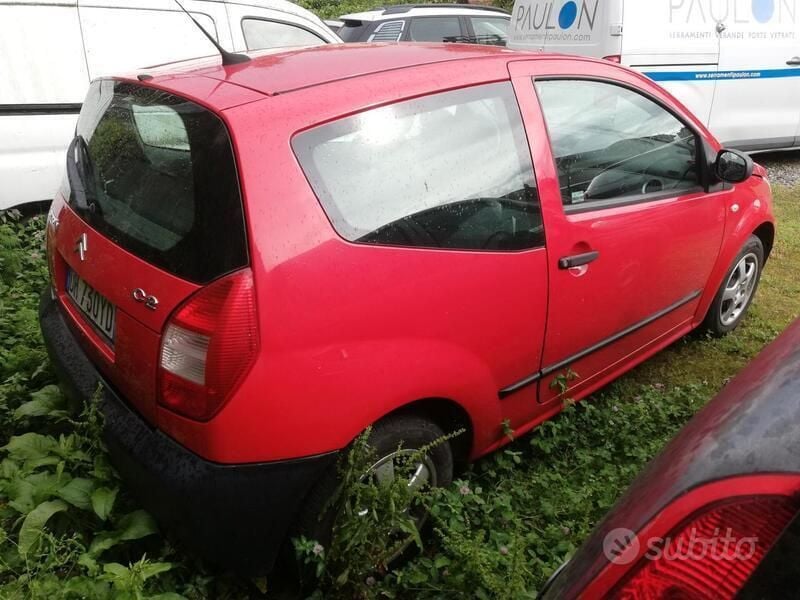 Usata Citroën C2 60 CV (44 kW) 2007 Rosso Utilitaria