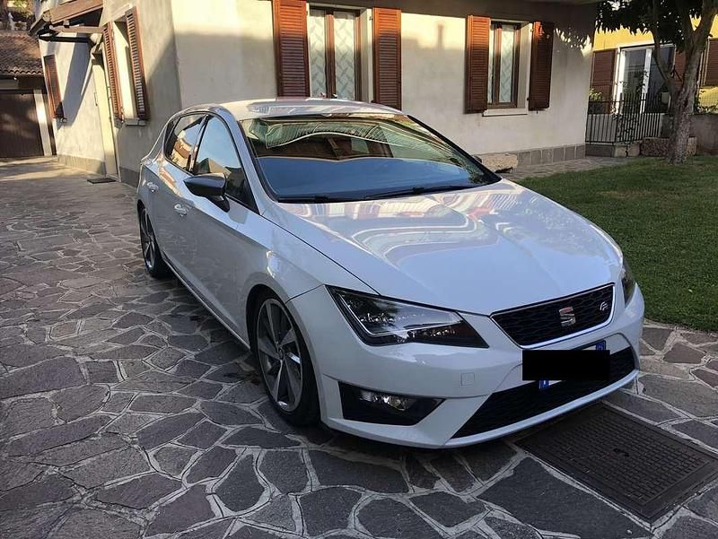 Usata Seat Leon SC FR 184 CV (135 kW) 2013 Bianco Utilitaria