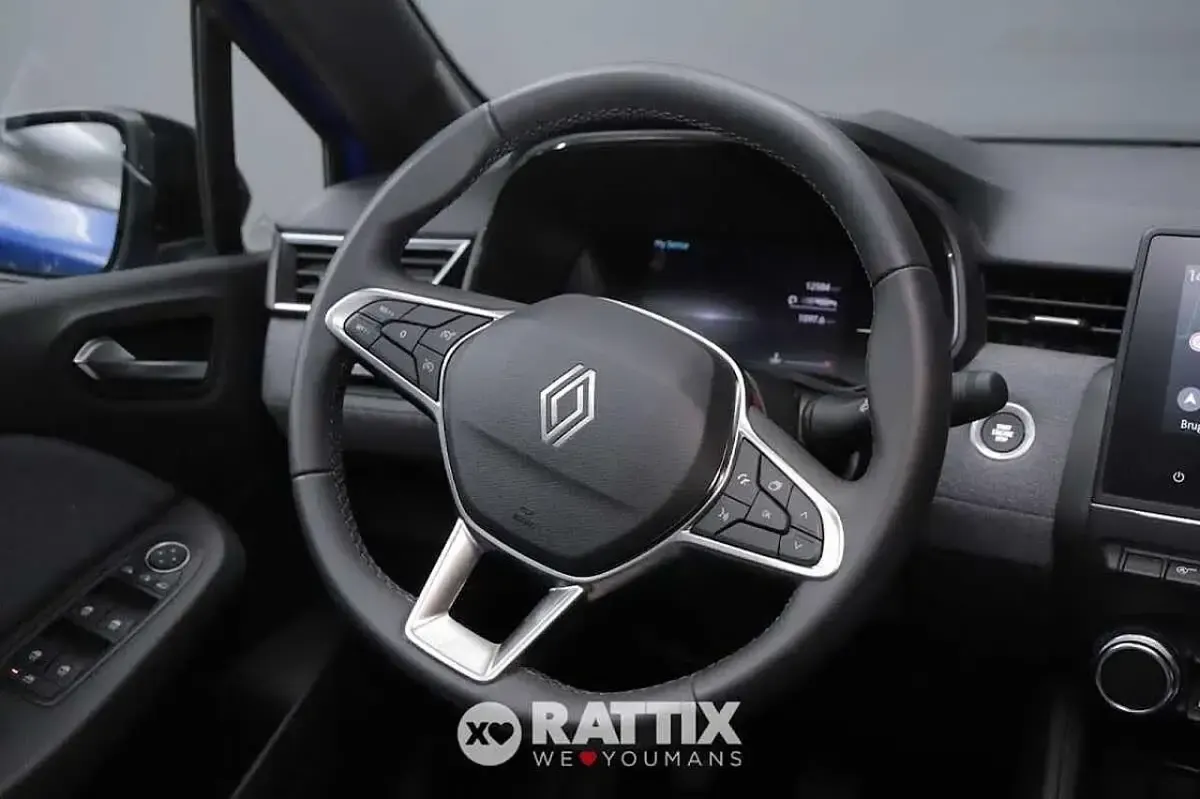 Usata Renault Clio Techno 91 CV (66 kW) 2025 Blu Utilitaria