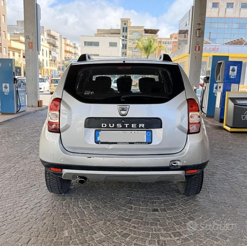 Usata Dacia Duster 110 CV (80 kW) 2018 Grigio SUV