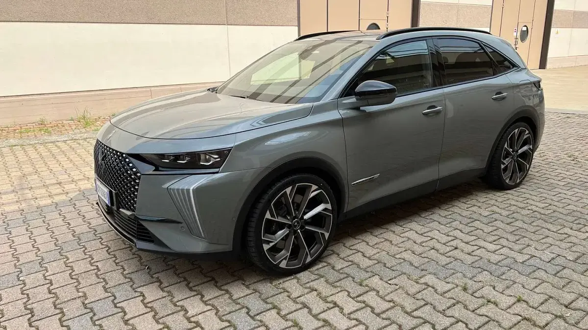 Usata DS Automobiles DS7 Crossback 360 CV (264 kW) 2023 Grigio SUV