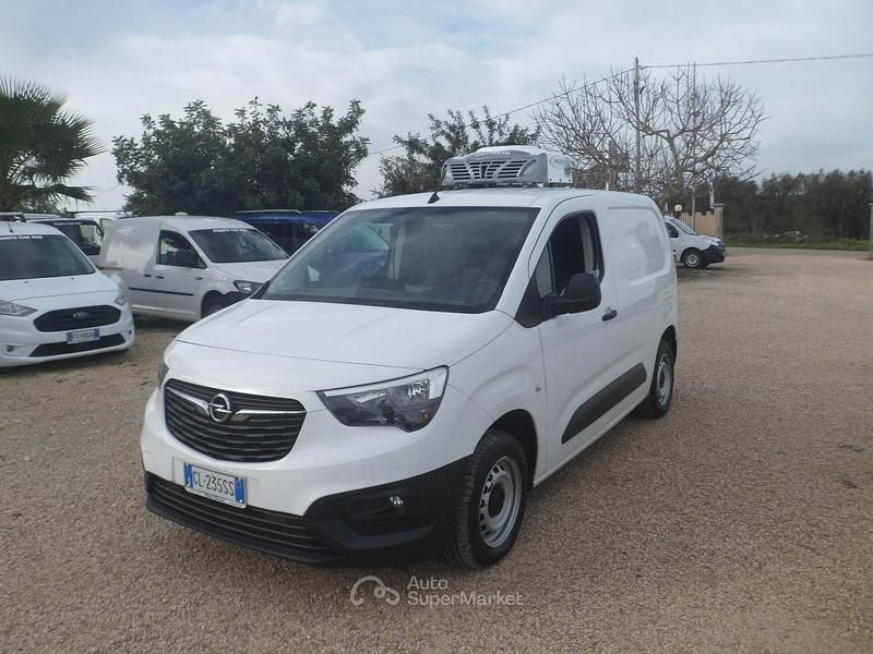 Usata Opel Combo 101 CV (74 kW) 2023 Bianco Furgone