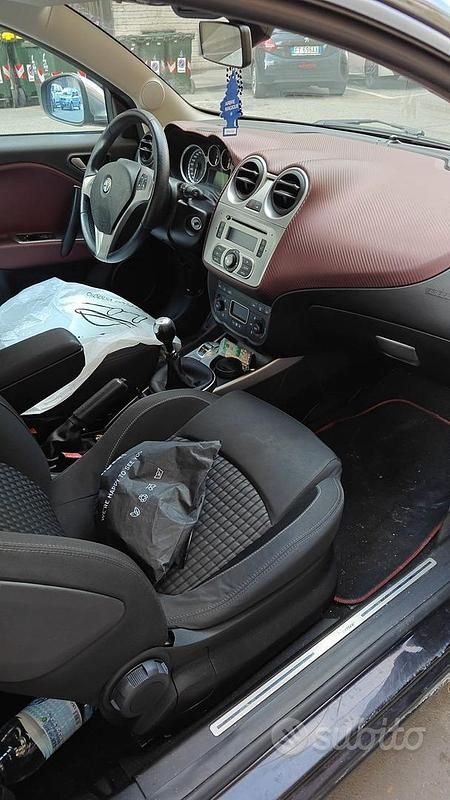 Usata Alfa Romeo MiTo Distinctive 95 CV (69 kW) 2011 Nero Utilitaria