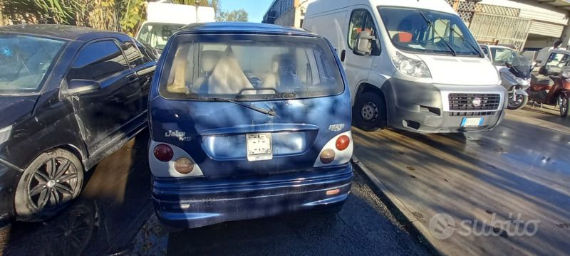 Blu Usata 2004 Ligier Nova Due volumi | 1500 € - Immagine 1/4