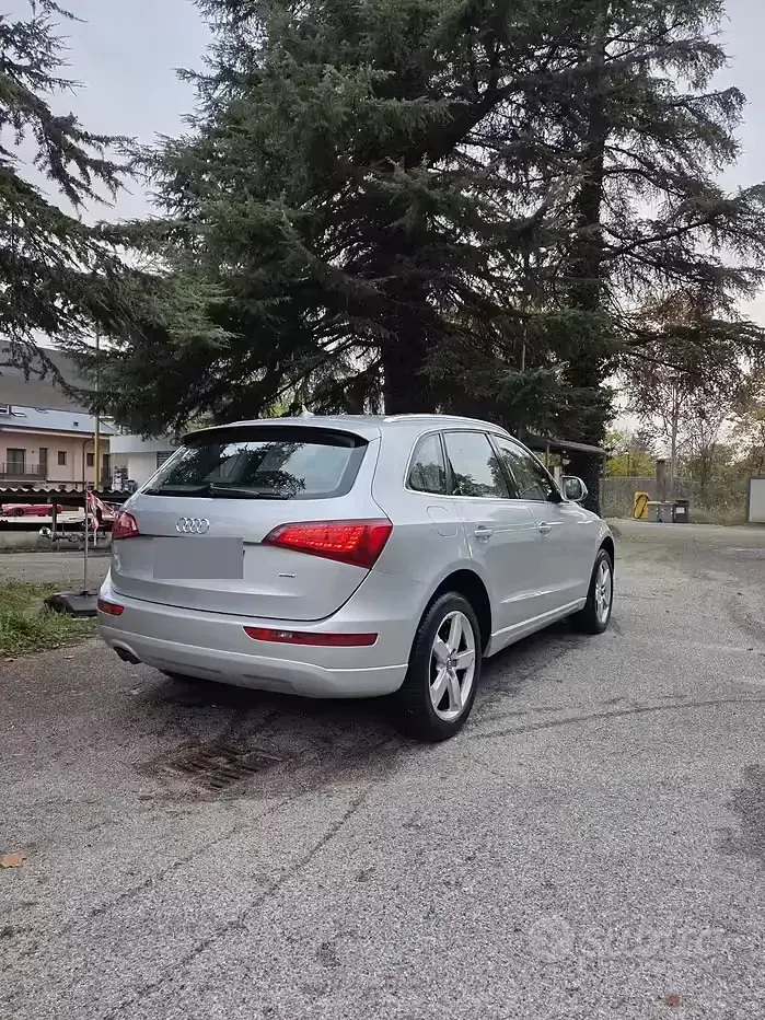 Usata Audi Q5 170 CV (125 kW) 2009 Grigio SUV