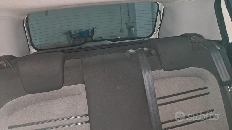 Usata Fiat Punto Evo 75 CV (55 kW) 2010 Bianco Utilitaria