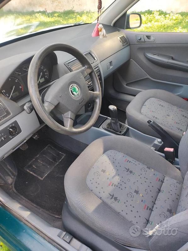 Usata Skoda Fabia 2001 Verde Utilitaria