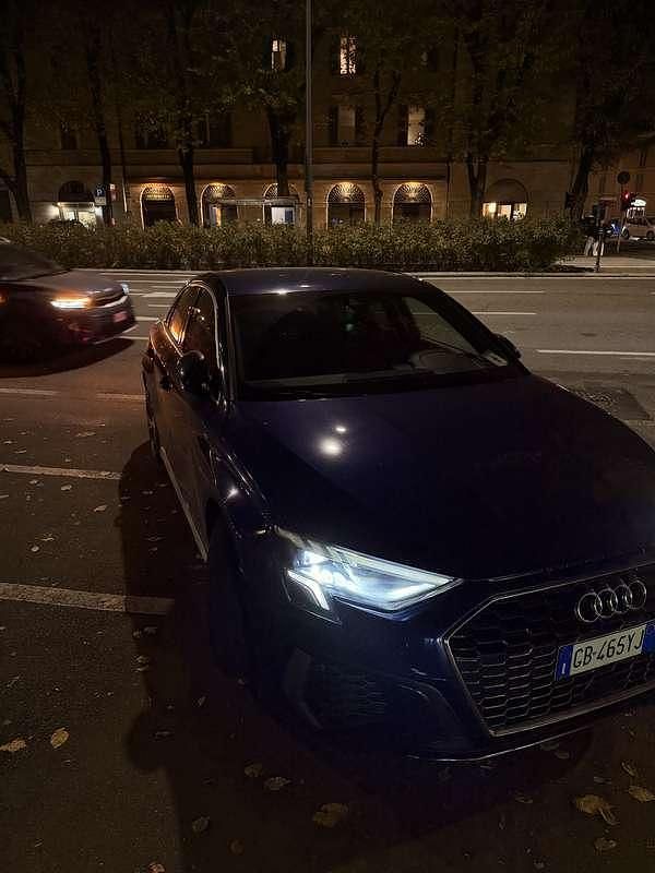 Usata 2020 Audi A3 Ambiente Tre volumi | 17.500 € (Buon prezzo) - Immagine 1/4
