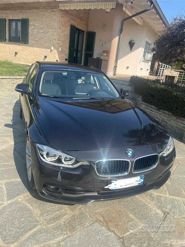 Usata BMW 318 Advantage 150 CV (110 kW) 2016 Marrone Station wagon